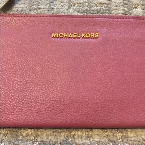 Michael Kors Bundle! Wristlet and Scarf - Picture 6 of 13